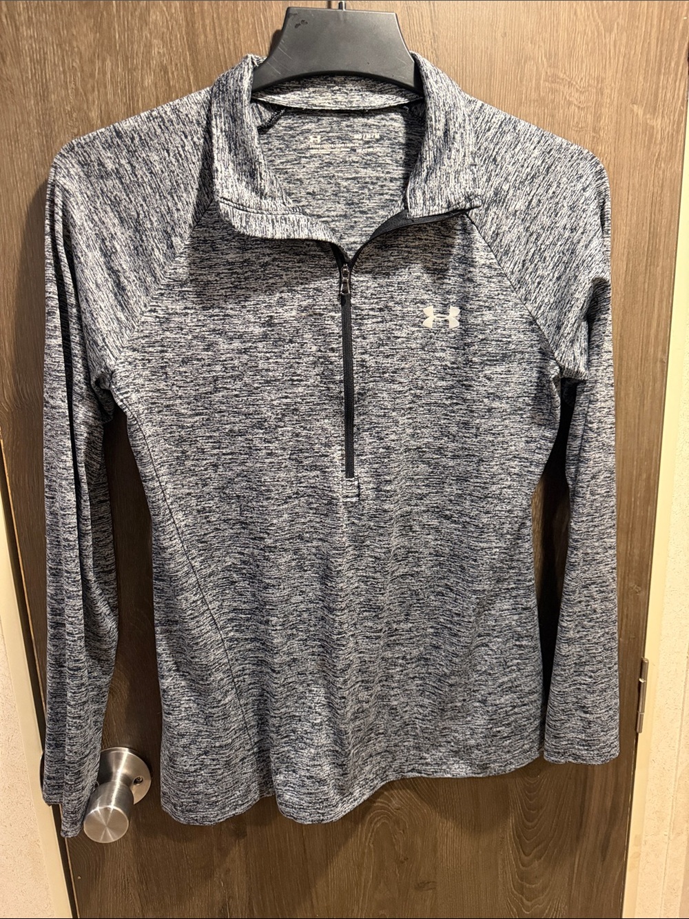 Under Armour Women's Gray Heathered Quarter-Zip Performance Top